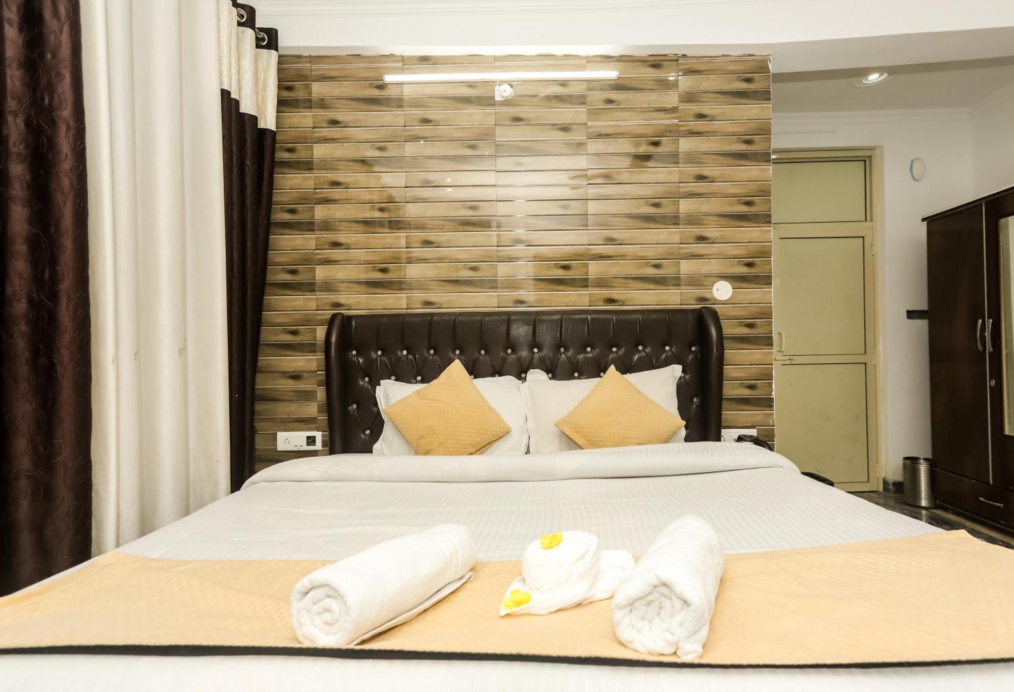 Hotel Mirage Grand McLeod Ganj Zewnętrze zdjęcie