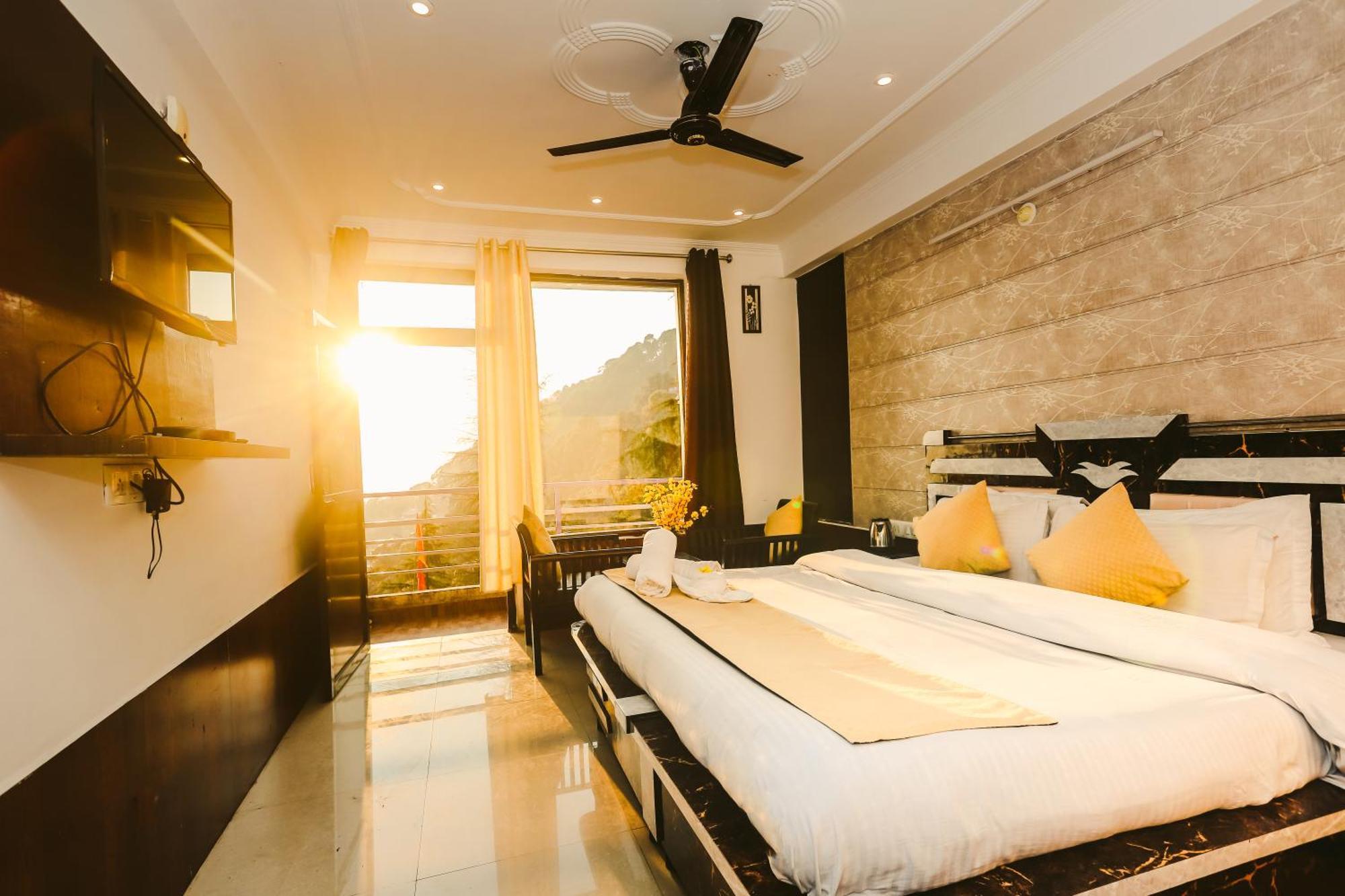 Hotel Mirage Grand McLeod Ganj Zewnętrze zdjęcie