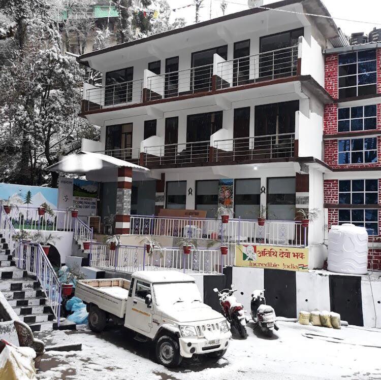 Hotel Mirage Grand McLeod Ganj Zewnętrze zdjęcie